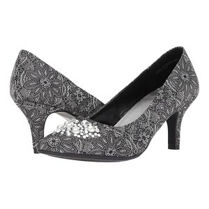 CL BY LAUNDRY Evolve Dress Pump